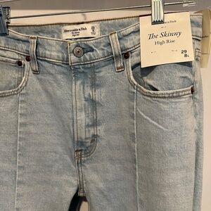 Abercrombie Skinny High Rise Hem Seamed Jeans NWT